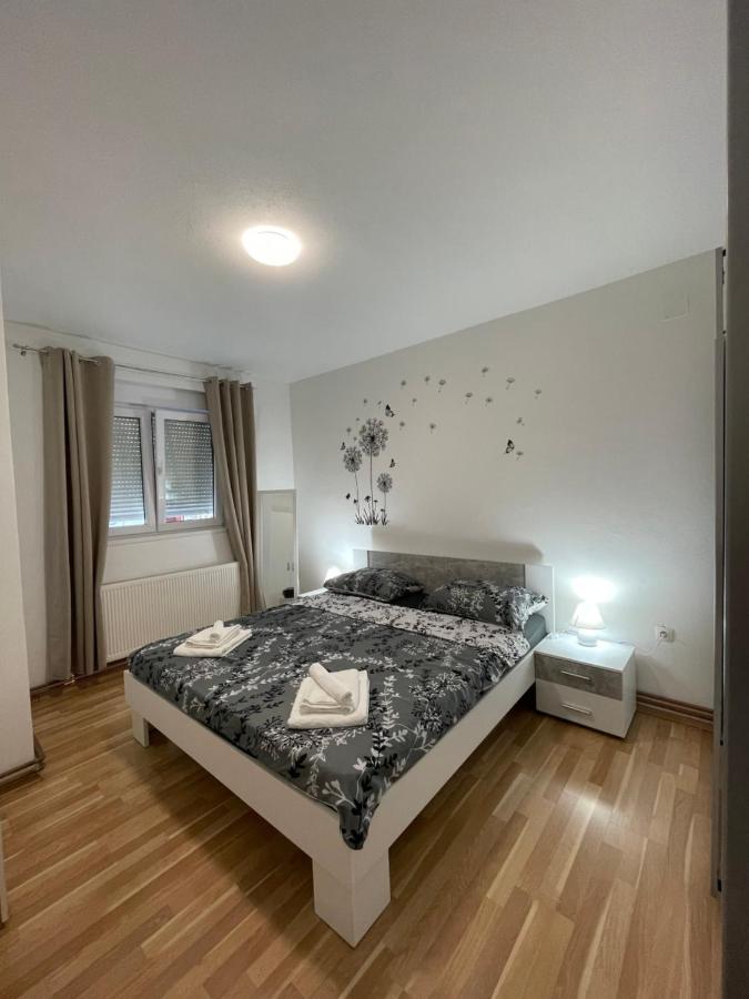 Apartment Holiday Zadar Exterior photo